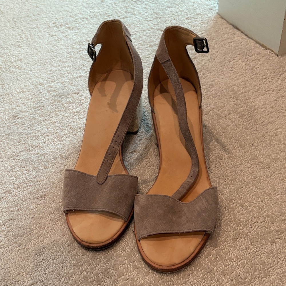 Soludos Taupe Women's Heels